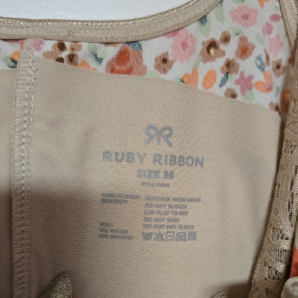 Ruby Ribbon Heritage Lace Cami - Picture 2 of 4
